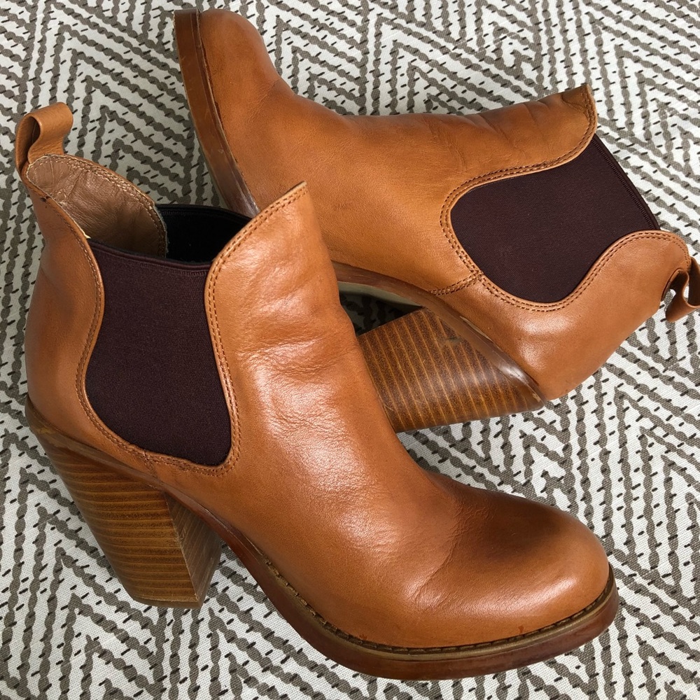 Seychelles Leather Ankle Boots sz8